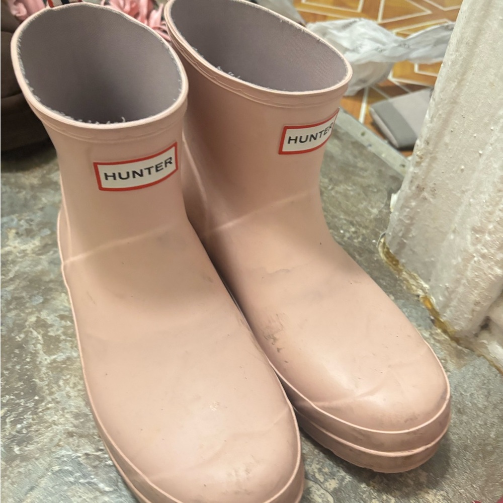Hunter Women's Blush Rain Boots